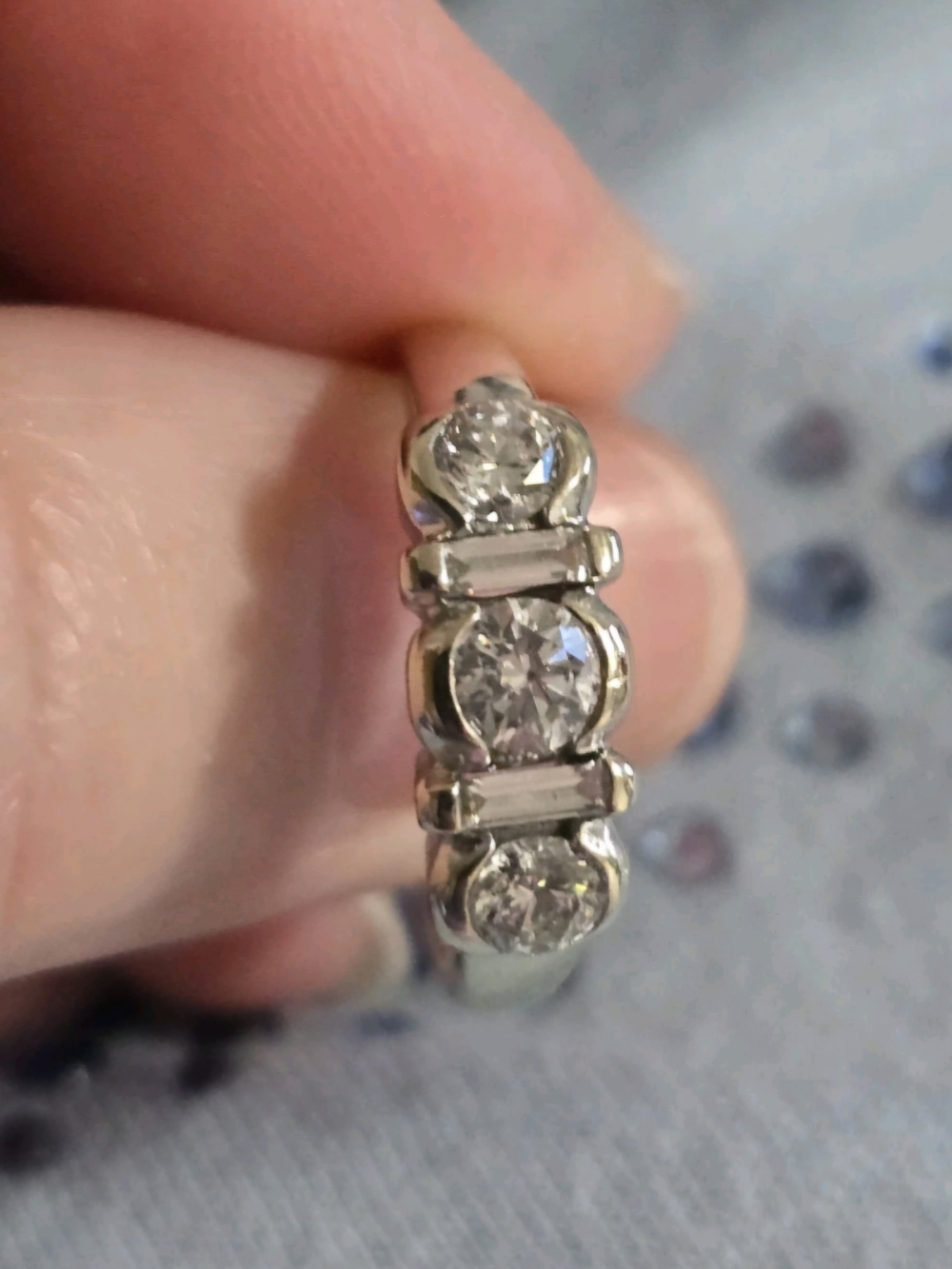 Gorgeous 14k Estate Designer White Gold Vintage Diamond Ring Size 6 - Picture 5 of 11